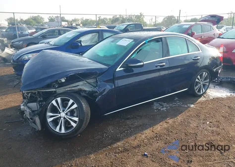 2015 Mercedes-Benz C 300 4Matic/Luxury 4Matic/Sport 4Matic from USA, damaged, VIN 55SWF4KB3FU054531